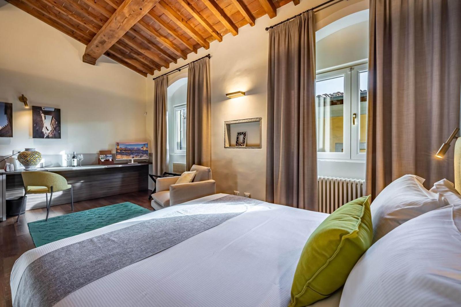 Dimora Collection - Le Torri - Boutique Luxury Suites - Adults Only Флоренция Экстерьер фото