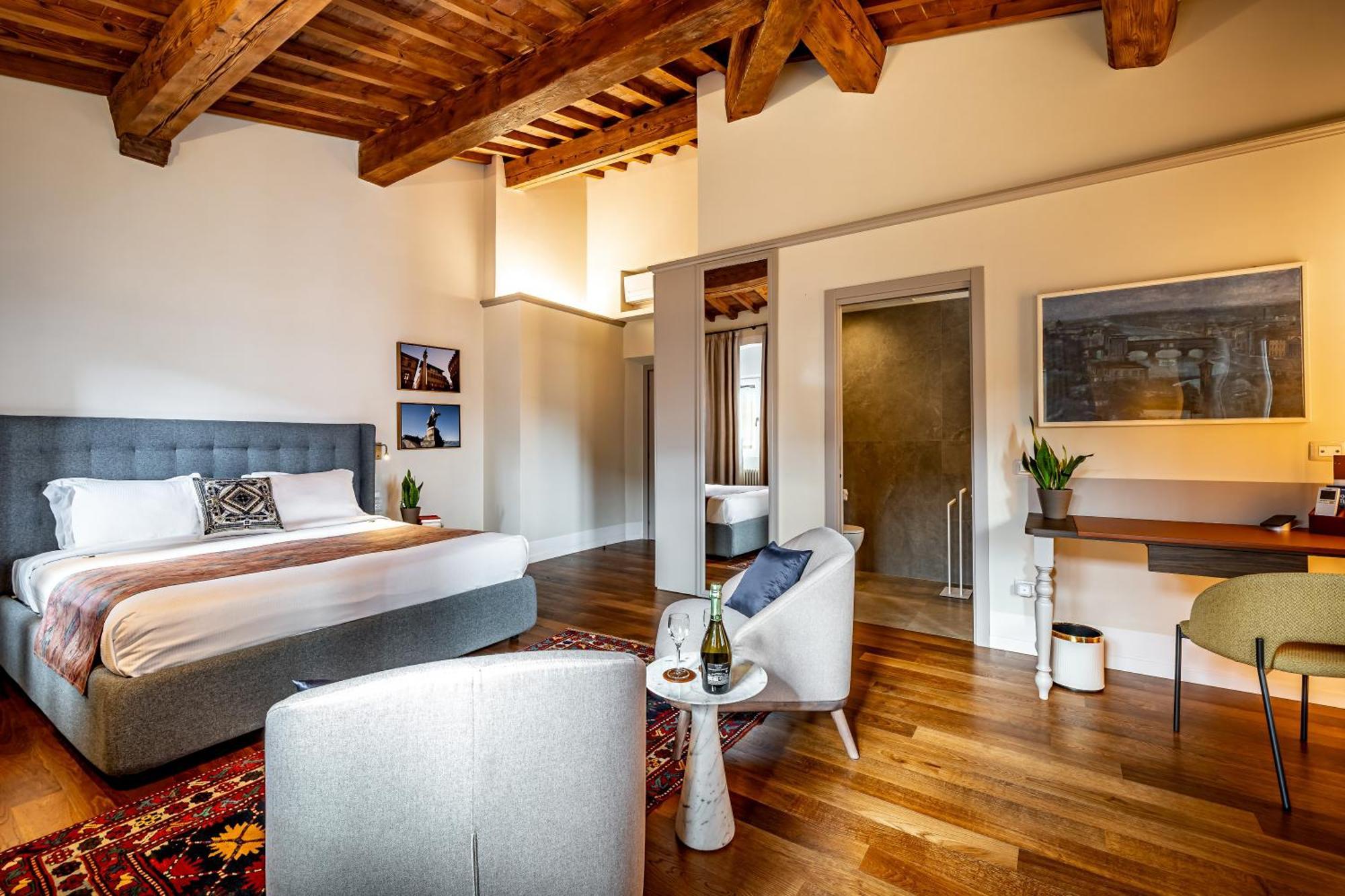 Dimora Collection - Le Torri - Boutique Luxury Suites - Adults Only Флоренция Экстерьер фото