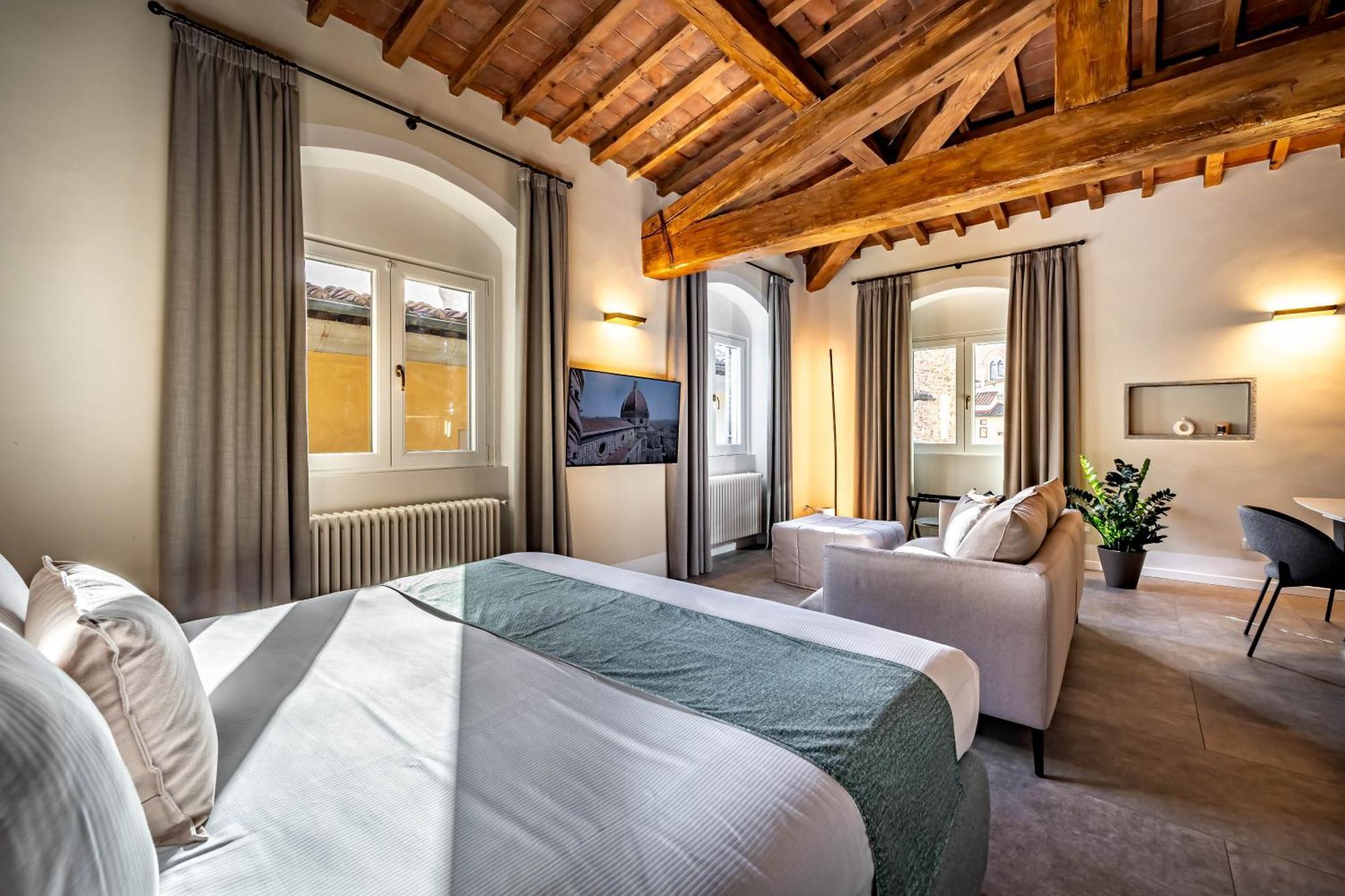 Dimora Collection - Le Torri - Boutique Luxury Suites - Adults Only Флоренция Экстерьер фото